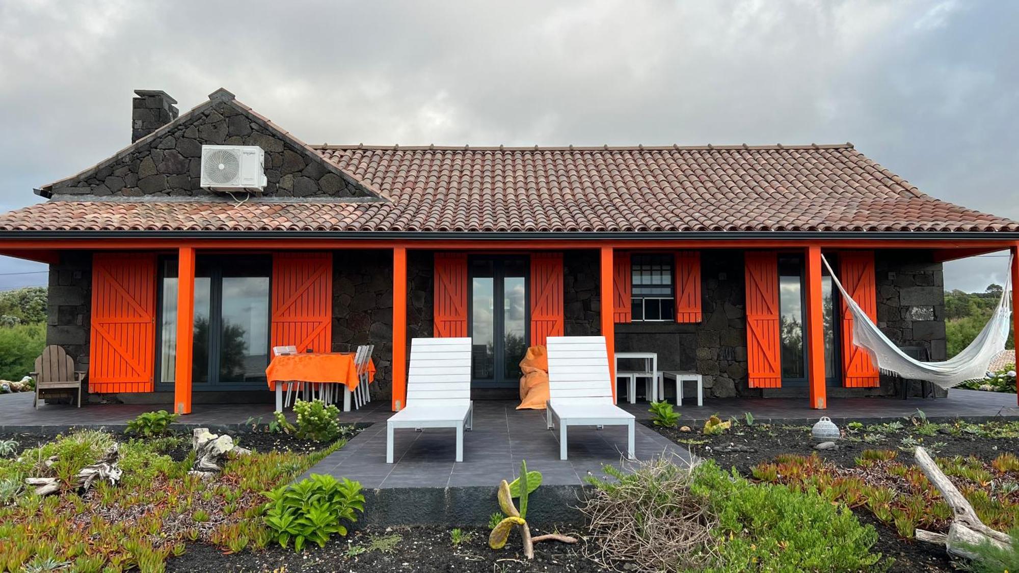 Casa Baleia Laranja Ocean-Front Villa Мадалена Екстериор снимка