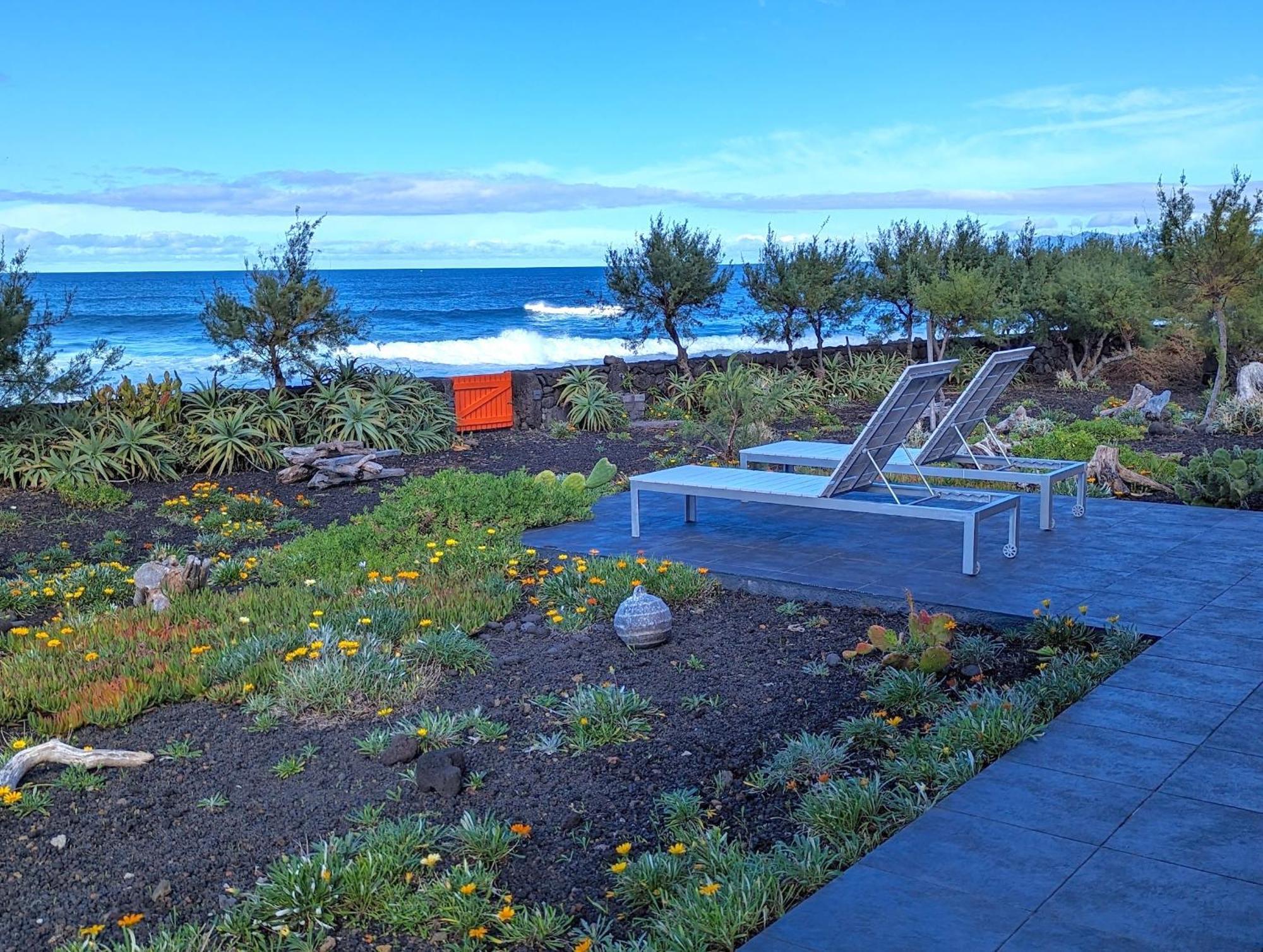 Casa Baleia Laranja Ocean-Front Villa Мадалена Екстериор снимка
