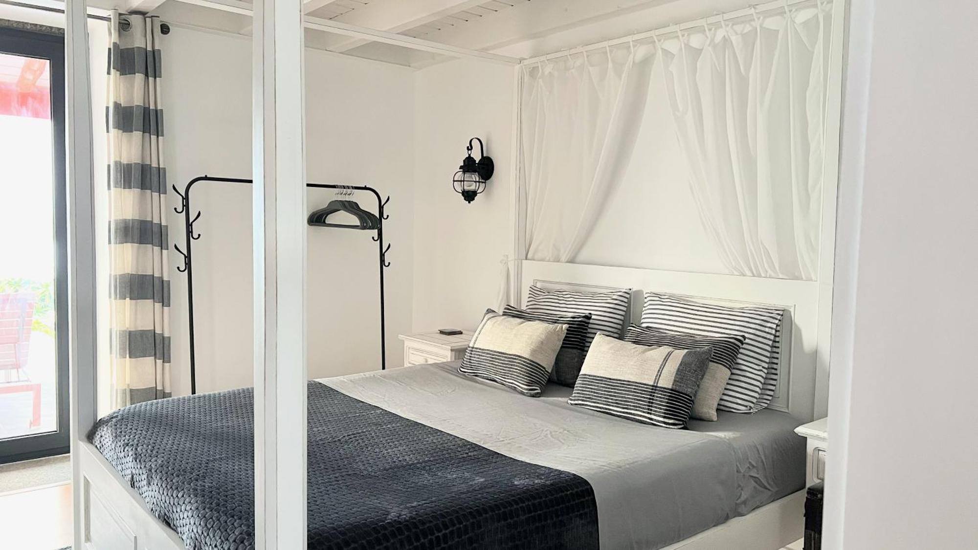 Casa Baleia Laranja Ocean-Front Villa Мадалена Екстериор снимка