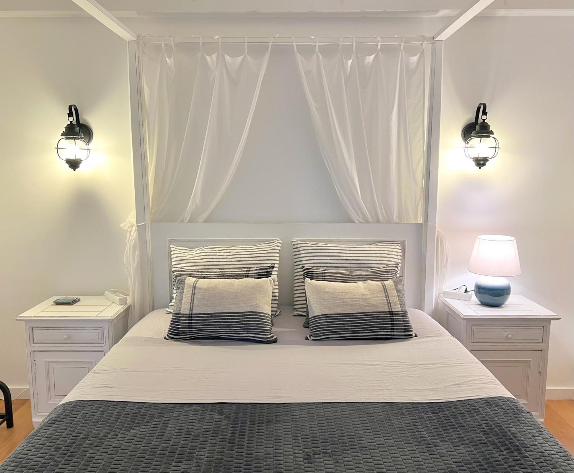 Casa Baleia Laranja Ocean-Front Villa Мадалена Екстериор снимка
